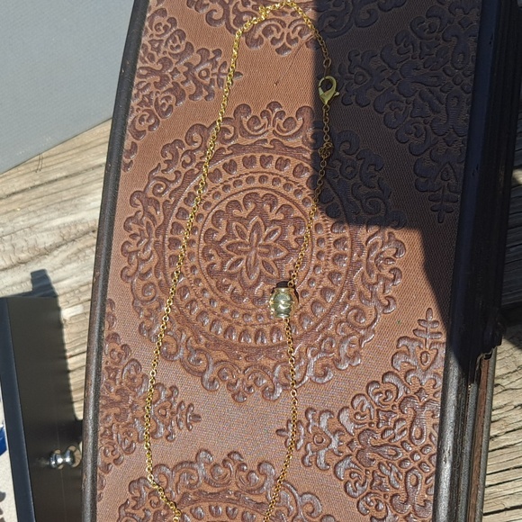 Necklace - Picture 1 of 2